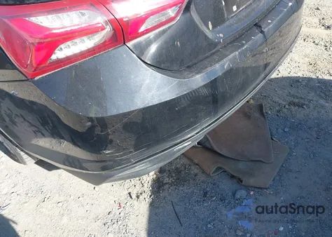 2020 Chevrolet Malibu Fwd Lt from USA, damaged, VIN 1G1ZD5ST3LF020821